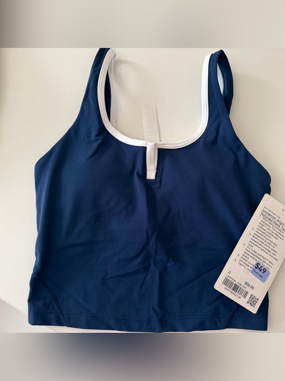 NWT Lululemon Align notched Top Navy CLBL/WHT Size 2